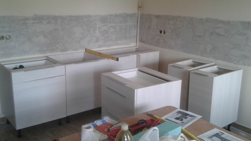 feher-l-alaku-modern-konyhabutor-10