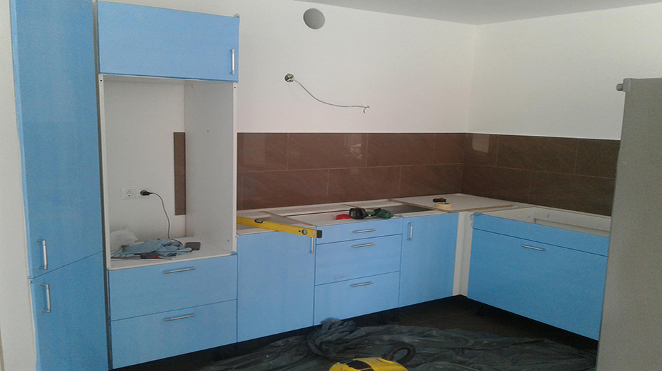 feher-u-alaku-konyhabutor-23